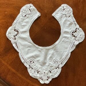 Vintage White Lace Collar